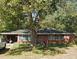 Pre-foreclosure in  33rd St Meridian, MS 39307