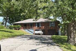 Pre-foreclosure in  S Turner Ave Independence, MO 64056