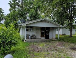 Pre-foreclosure in  E Ridge Rd Park Hills, MO 63601