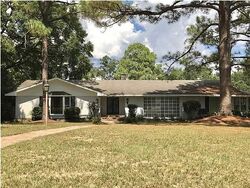 Pre-foreclosure in  Montclaire Way Mobile, AL 36609