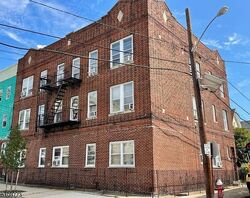  Hutton St , Jersey City NJ