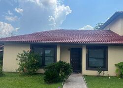 Pre-foreclosure in  Hunter Cir Kissimmee, FL 34758
