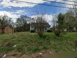 Pre-foreclosure in  E Main St Dallas, NC 28034