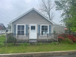 Pre-foreclosure in  Main St New Columbia, PA 17856