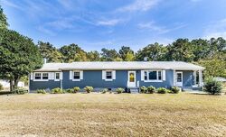 Pre-foreclosure in  Moore Ln Manquin, VA 23106