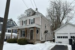 Pre-foreclosure in  Root Ave Schenectady, NY 12302