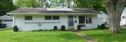 Pre-foreclosure in  E LINCOLN ST Sycamore, IL 60178