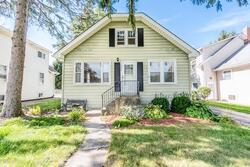 Pre-foreclosure in  CUMNOR RD Downers Grove, IL 60515