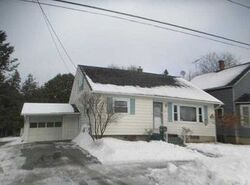  White St, Marinette WI
