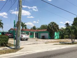 Pre-foreclosure in  W 18TH AVE Hialeah, FL 33012