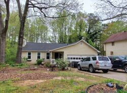 Pre-foreclosure in  WAGON TRCE Duluth, GA 30096
