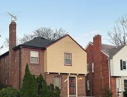Pre-foreclosure in  PREST ST Detroit, MI 48235