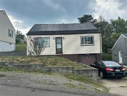 Pre-foreclosure in  PLEASANT AVE Mckeesport, PA 15133