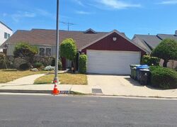  Don Luis Dr, Los Angeles CA