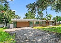  W North Shore Ave, North Fort Myers FL