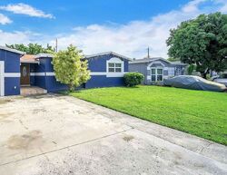 Pre-foreclosure in  FAIRWAY BLVD Hollywood, FL 33023