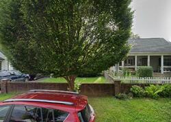 Pre-foreclosure in  HIAWATHA ST Columbus, OH 43211