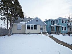 Pre-foreclosure in  LYNDALE AVE N Minneapolis, MN 55412
