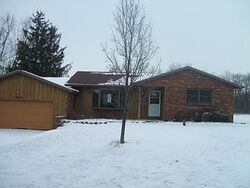 Pre-foreclosure in  LITHOPOLIS RD Groveport, OH 43125