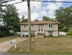 Pre-foreclosure in  GOVERNOR AVE West Babylon, NY 11704