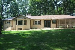 Pre-foreclosure in  Arlington Ave Bryson City, NC 28713