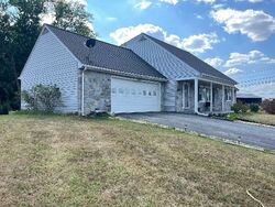 Marsh Cir, Hagerstown MD