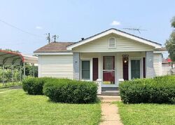  Parkway Dr, Columbus IN