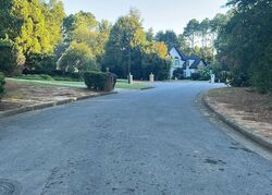 Pre-foreclosure in  Lundin Links Ct Duluth, GA 30097
