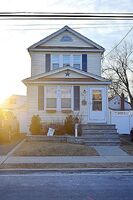 Pre-foreclosure in  Elmwood St Valley Stream, NY 11581