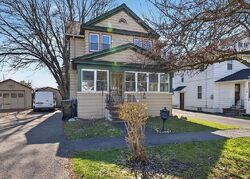 Pre-foreclosure in  Ross Park Syracuse, NY 13208
