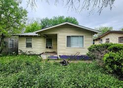 Pre-foreclosure in  Escalon Ave San Antonio, TX 78221
