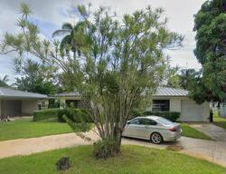 Pre-foreclosure in  Nw 15th Dr Miami, FL 33167