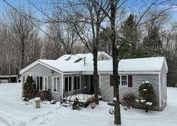 Pre-foreclosure in  Fern Ln Jefferson, NY 12093
