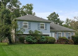 Pre-foreclosure in  Copperfield Rd Louisville, KY 40207