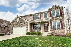Pre-foreclosure in  Monebrake Dr Pickerington, OH 43147