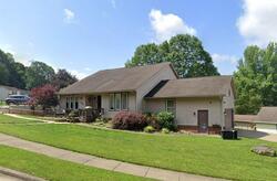 Pre-foreclosure in  Jessica Dr Dover, OH 44622