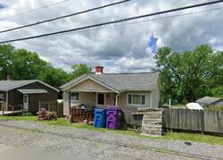 Pre-foreclosure in  Memorial Dr New Kensington, PA 15068