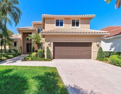 Pre-foreclosure in  Oakmont Fort Lauderdale, FL 33332