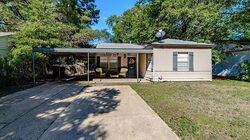 Pre-foreclosure in  Marquette St Shreveport, LA 71108