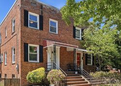 Pre-foreclosure in  N Cliff St Alexandria, VA 22301