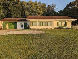 Pre-foreclosure in  Highway 62 Charlestown, IN 47111