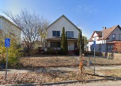 Pre-foreclosure in  5th Ave S Minneapolis, MN 55409