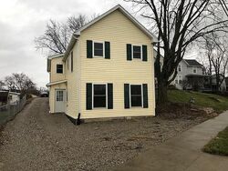 Pre-foreclosure in  Lancaster Pike Circleville, OH 43113