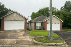 Pre-foreclosure in  Young Pointe Blvd Montgomery, AL 36106