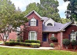 Pre-foreclosure in  Pinnacle Shores Dr Mooresville, NC 28117