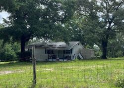Pre-foreclosure in  Douglas Ferry Rd Caryville, FL 32427