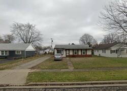 Pre-foreclosure in  Willowood Dr W Mansfield, OH 44906
