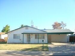 Pre-foreclosure in  W LUPINE AVE Glendale, AZ 85304