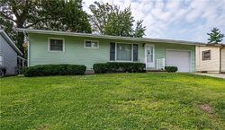 Pre-foreclosure in  Sandcreek Dr Decatur, IL 62521