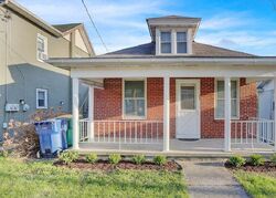 Pre-foreclosure in  Penn Ave Reading, PA 19609